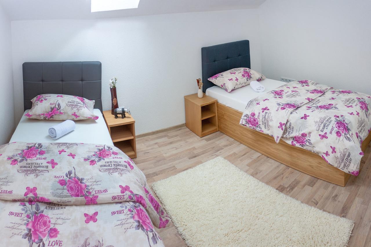 Villa Maja Bihać Extérieur photo