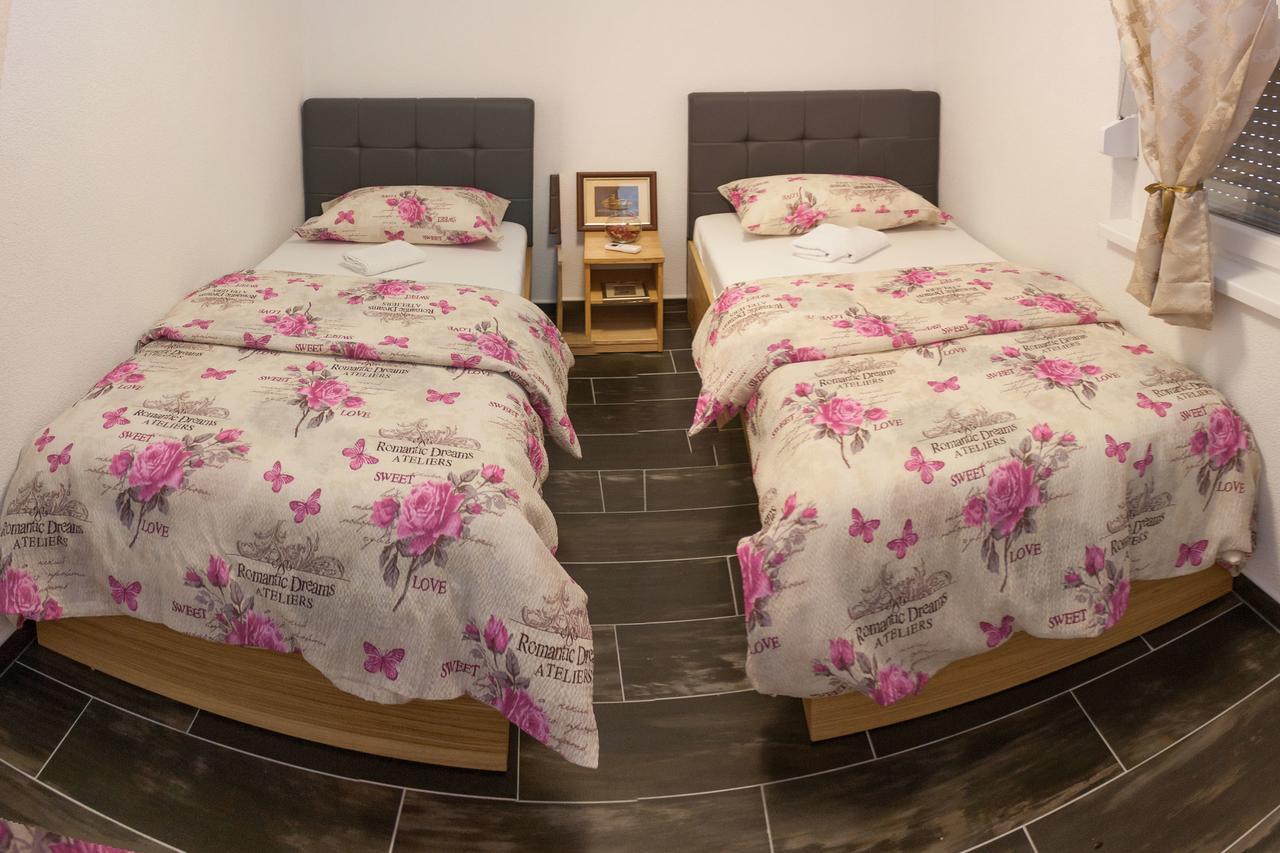 Villa Maja Bihać Extérieur photo