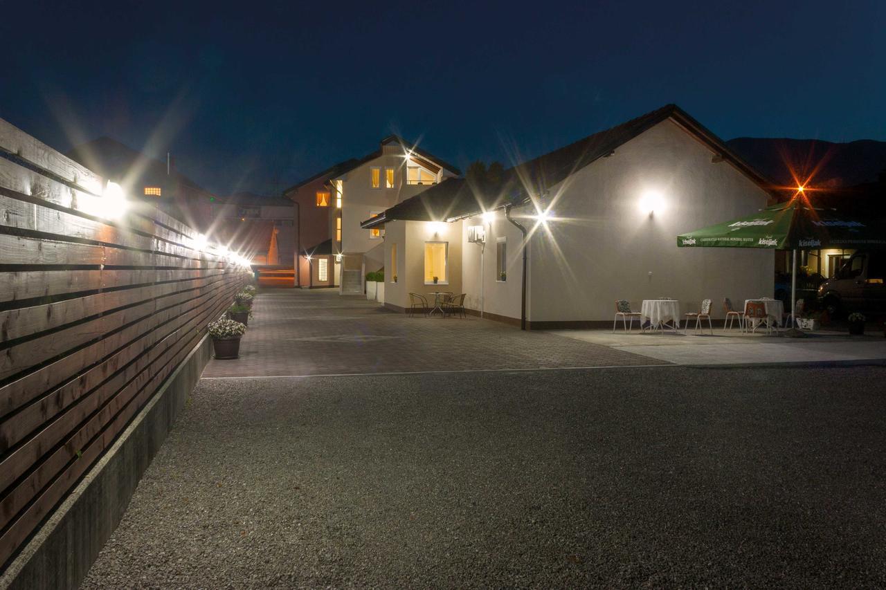 Villa Maja Bihać Extérieur photo