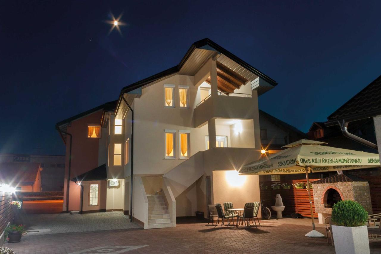 Villa Maja Bihać Extérieur photo